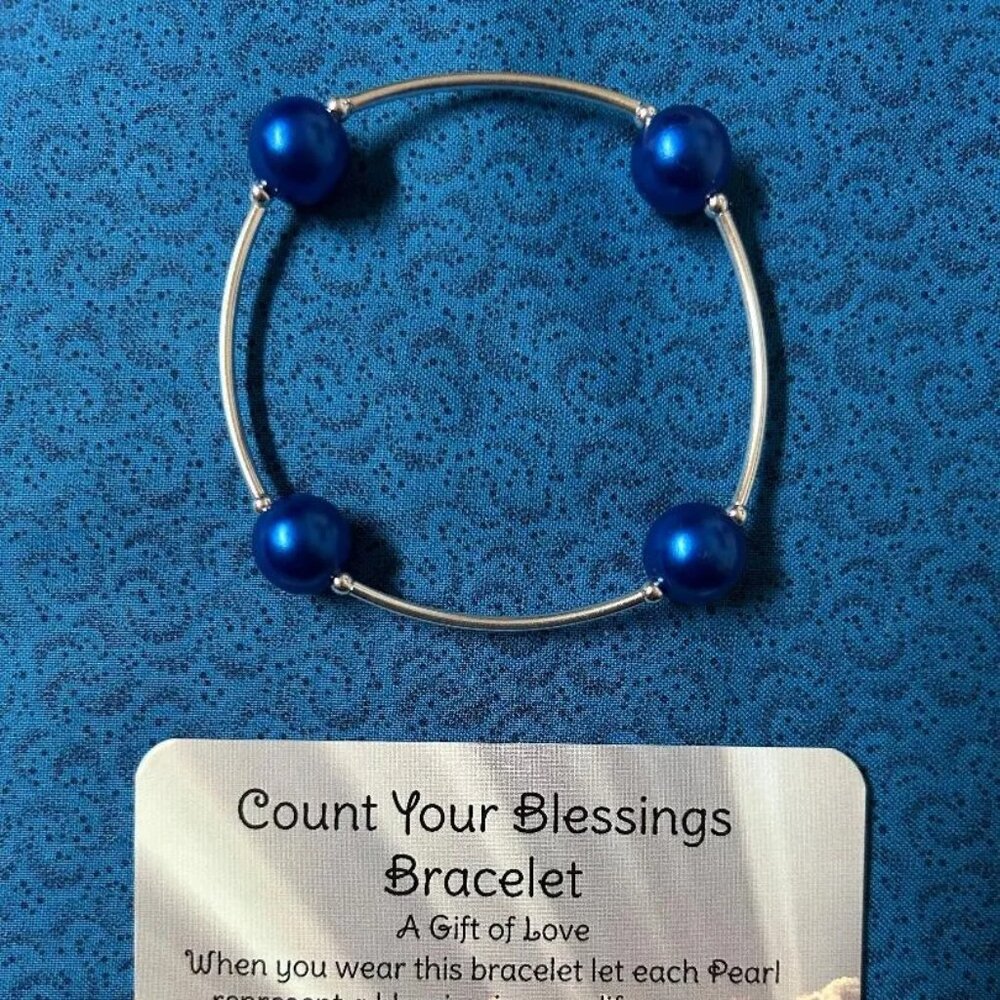Gift of Love Blessing Bracelet Blue/pearl stretchy scripturecard Medium 7"-7.5"